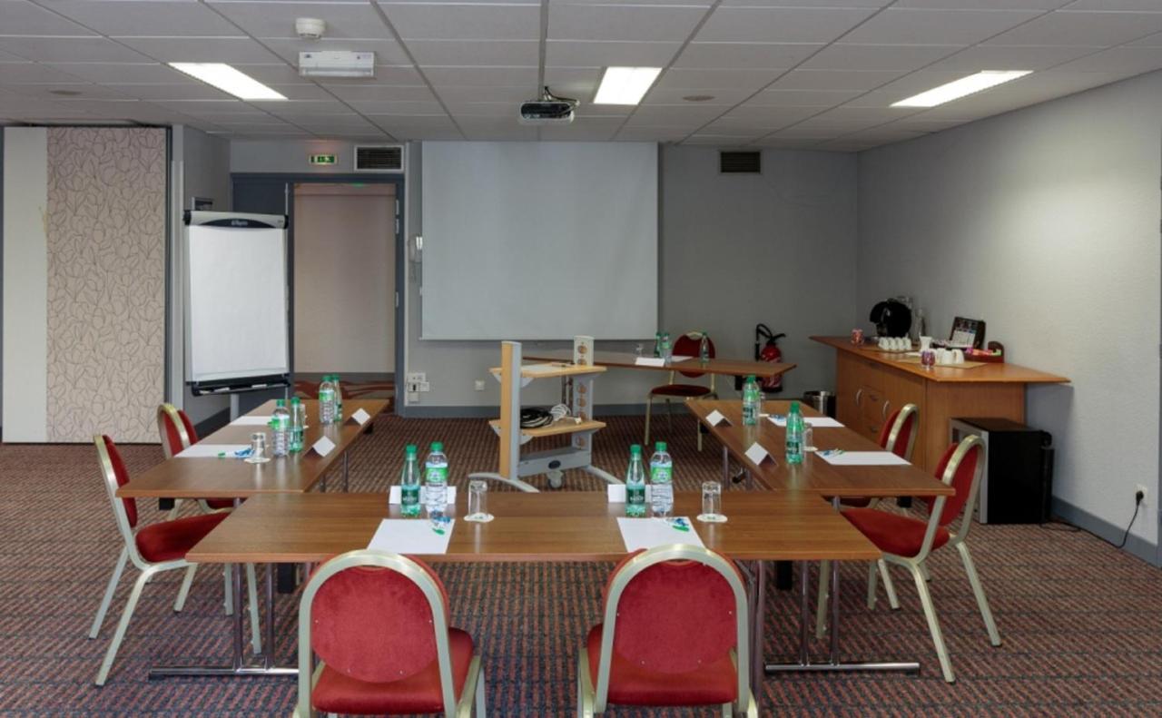 Holiday Inn Clermont Ferrand Centre By Ihg Bagian luar foto