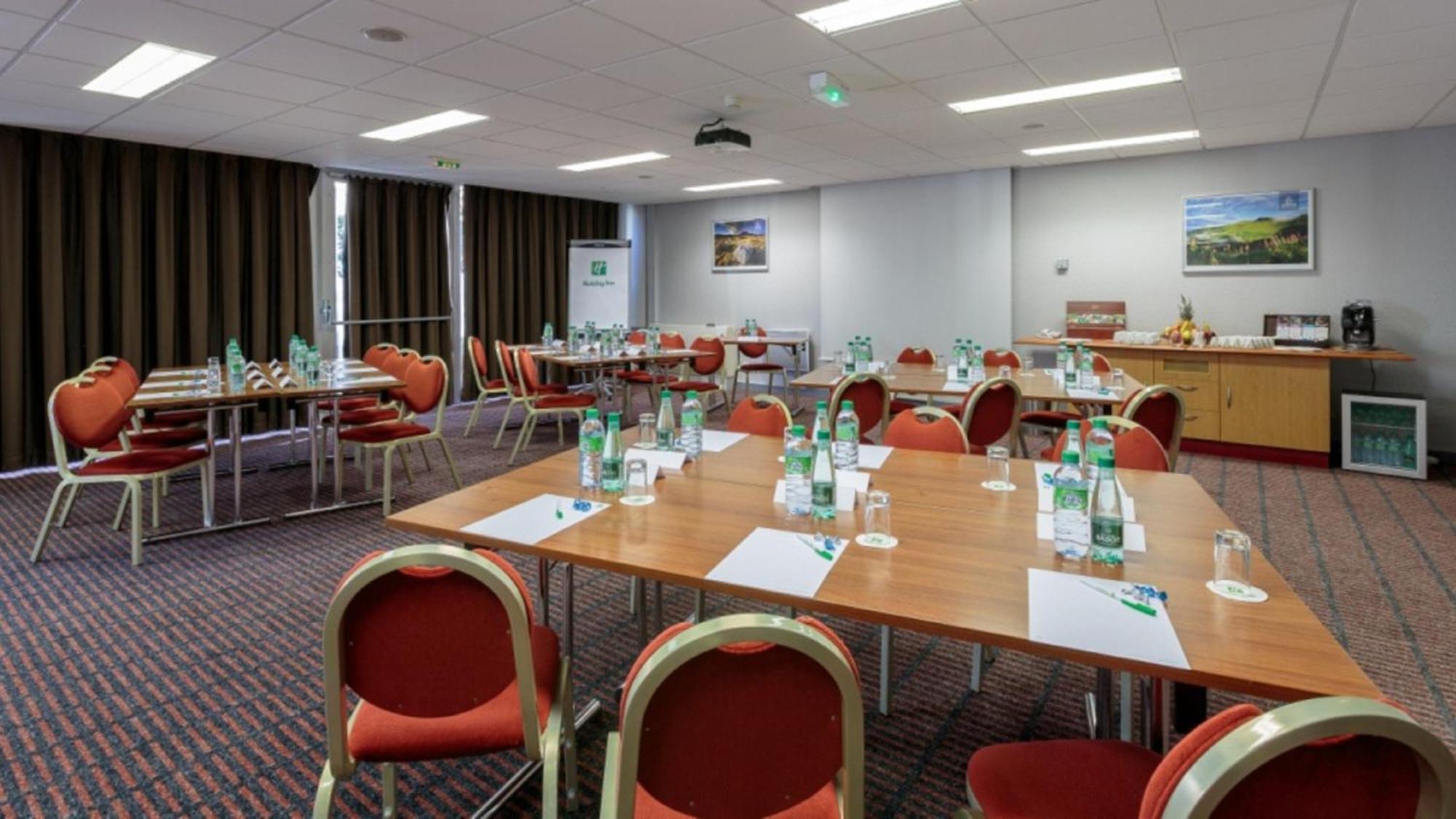 Holiday Inn Clermont Ferrand Centre By Ihg Bagian luar foto